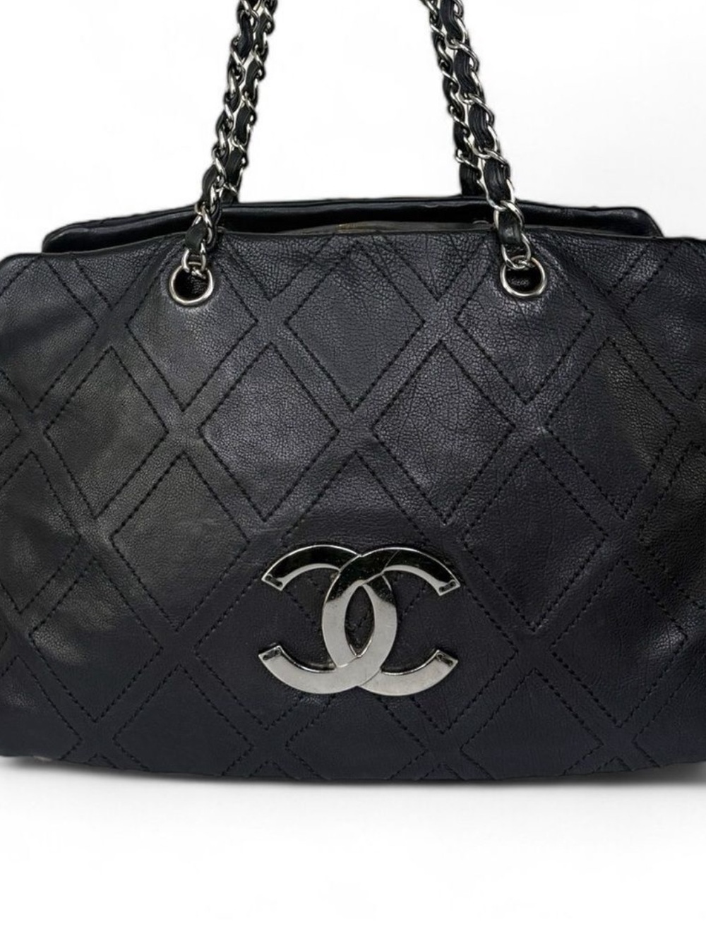 CHANEL Vintage 2007 Black Lambskin Leather CC Logo Medium Shoulder Bag - Picture 9 of 15